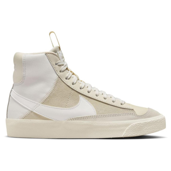 Nike Blazer Mid '77 D